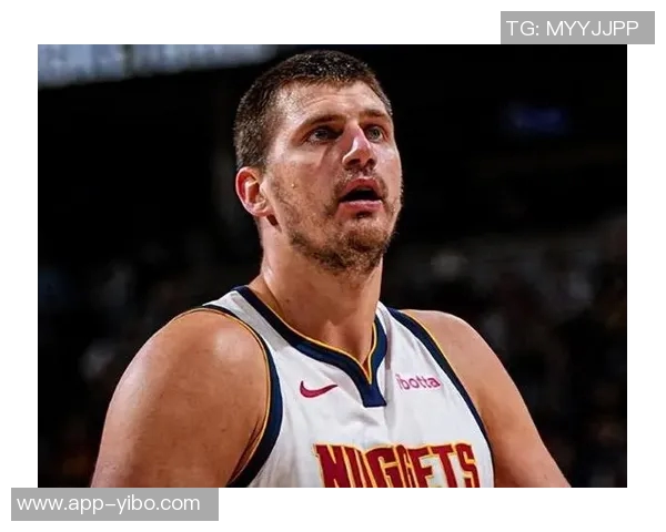 约基奇全能表现难掩遗憾22投12中三分五中二空砍29分7篮板14助攻3抢断