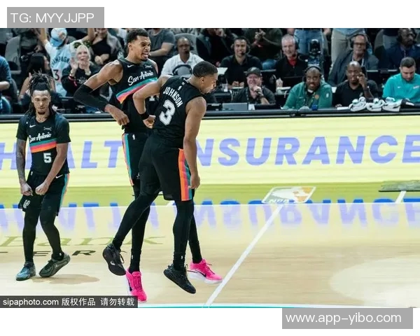 马刺凭借文班亚马的勇猛表现成功终结雷霆的连胜之路 马刺凭借文班亚马的勇猛表现成功终结雷霆的连胜之路